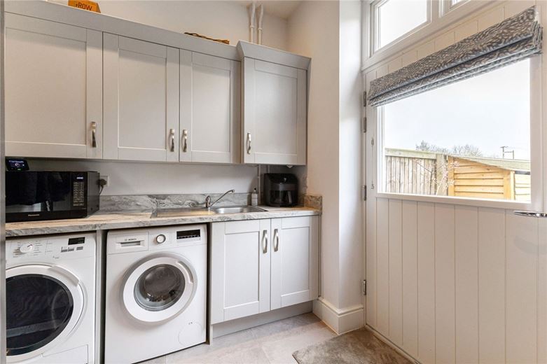 3 bedroom house, Old Dairy Lane, Winterbourne Monkton SN4 - Sold STC