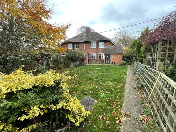 3 bedroom house, Beckhampton Road, Avebury Trusloe SN8 - Sold STC