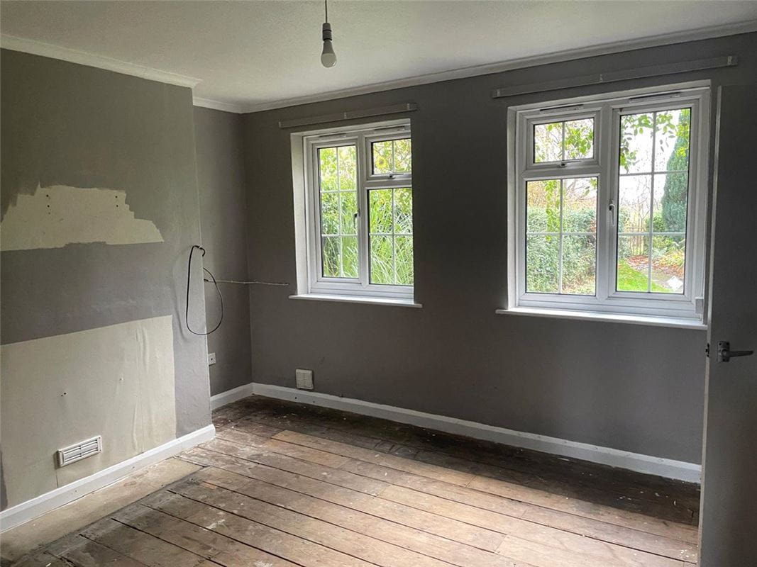 3 bedroom house, Beckhampton Road, Avebury Trusloe SN8 - Sold STC