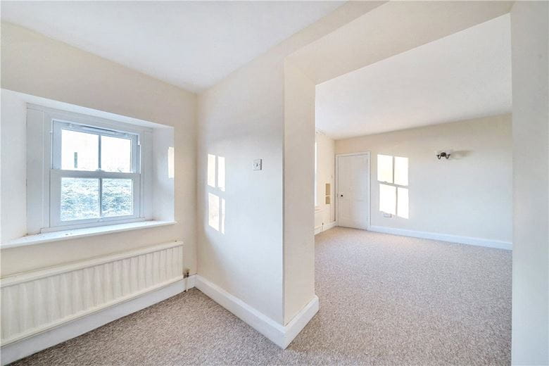 3 bedroom house, The Street, Marden SN10 - Available