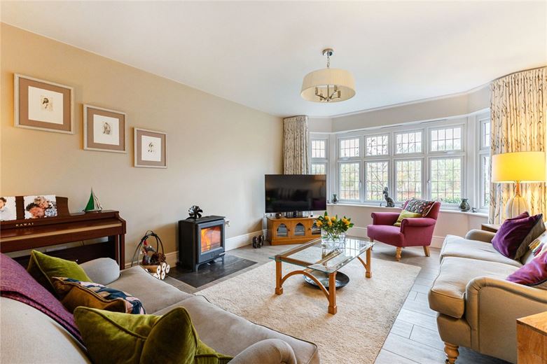 4 bedroom house, Jennings Road, Marlborough SN8 - Available