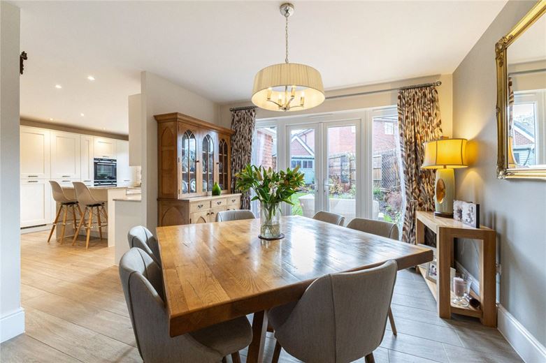 4 bedroom house, Jennings Road, Marlborough SN8 - Available