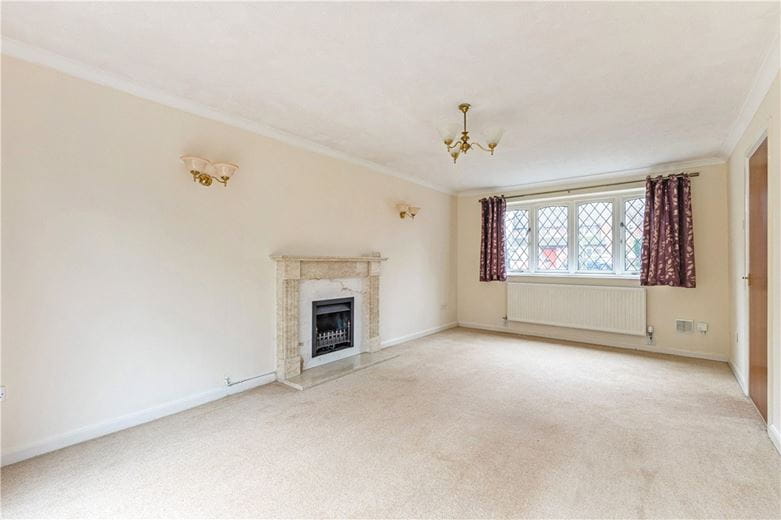 4 bedroom house, Manor Park, South Marston SN3 - Available