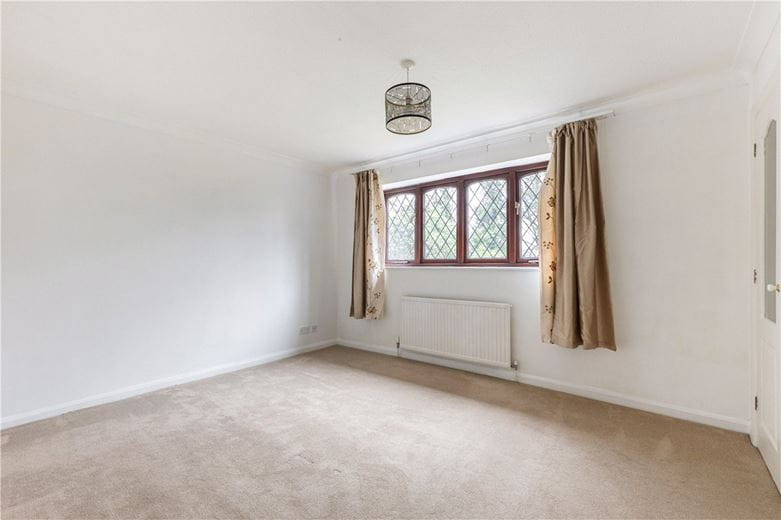 4 bedroom house, Manor Park, South Marston SN3 - Available