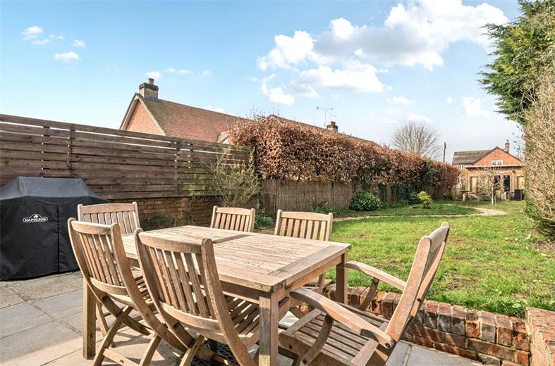 2 bedroom house, Dyers Yard, Ramsbury SN8 - Available