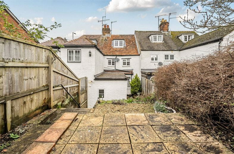 2 bedroom house, London Road, Marlborough SN8 - Available