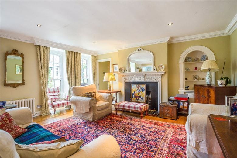 4 bedroom house, Castle Street, Calne SN11 - Available