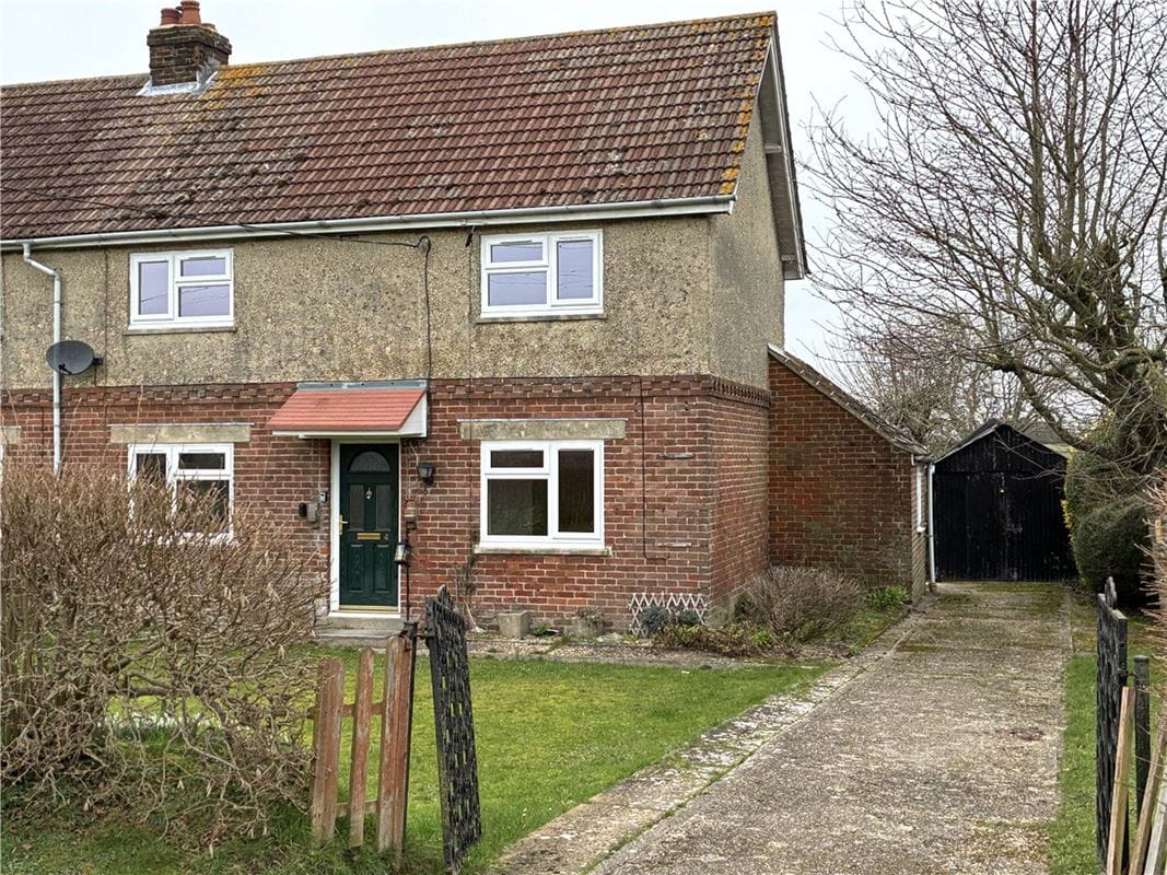 3 bedroom house, Severalls, Ham SN8 - Available