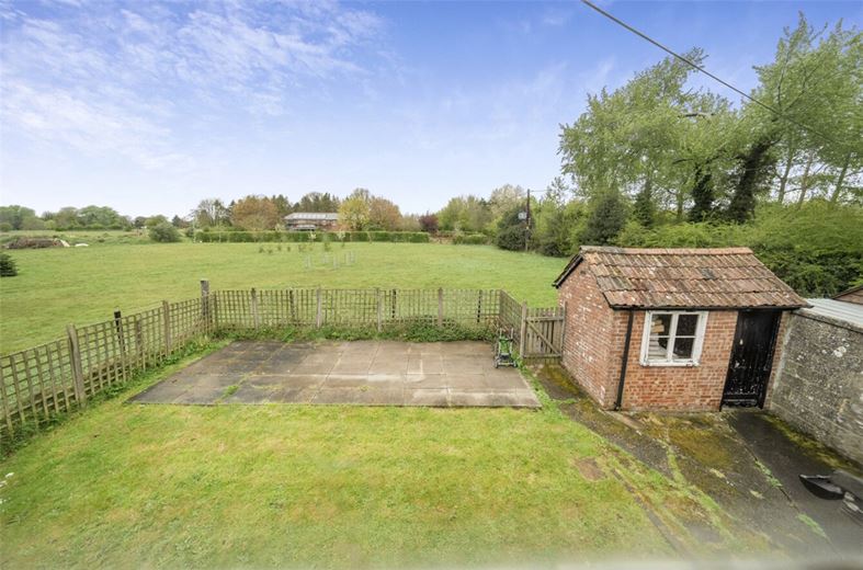 3 bedroom cottage, Dragon Lane, Manningford Bruce SN9 - Available