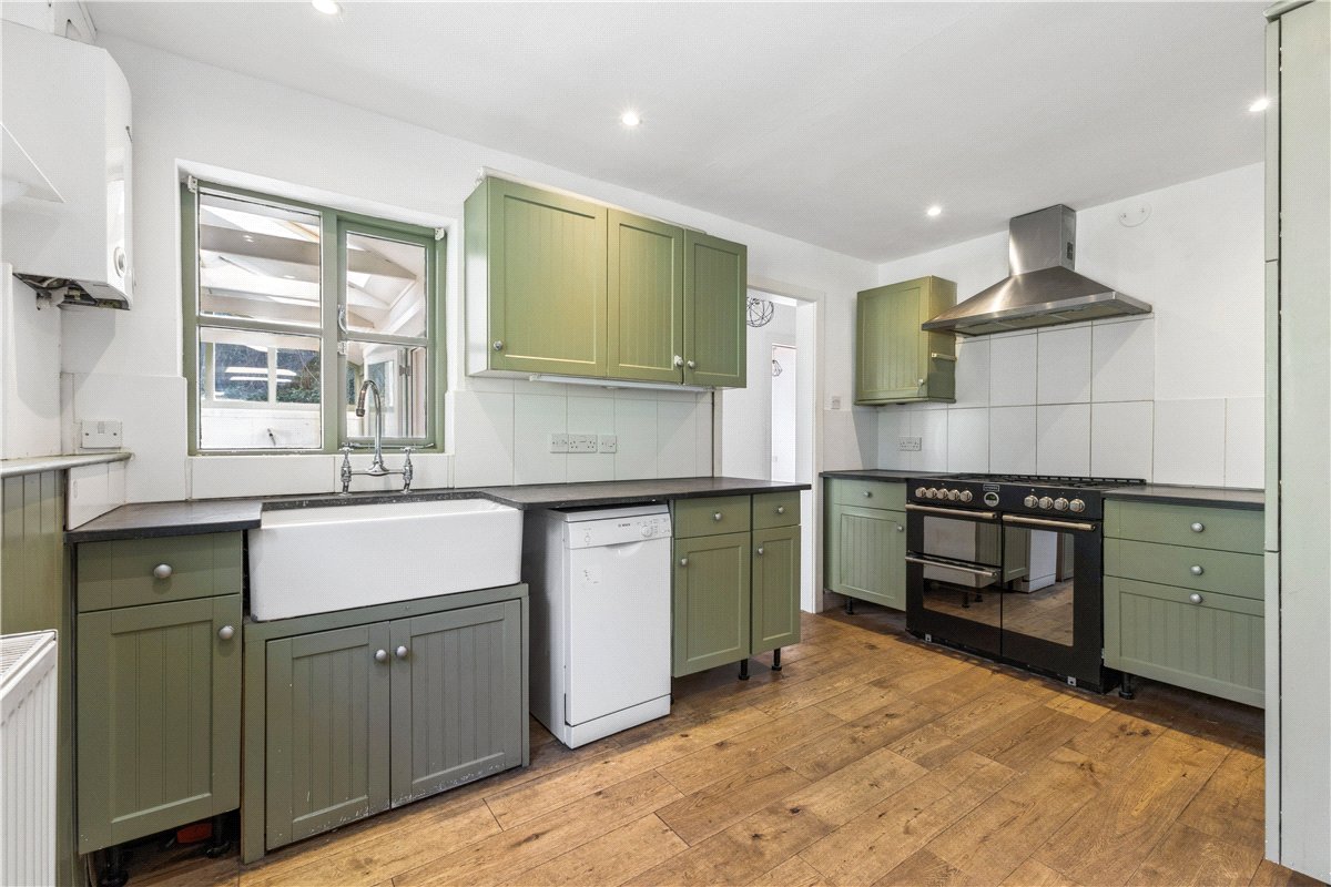 3 bedroom house, West Street, Aldbourne SN8 - Available