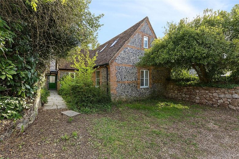 3 bedroom house, West Street, Aldbourne SN8 - Available