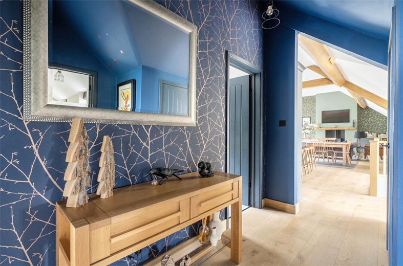 5 bedroom house, Studley Hill, Studley SN11 - Available