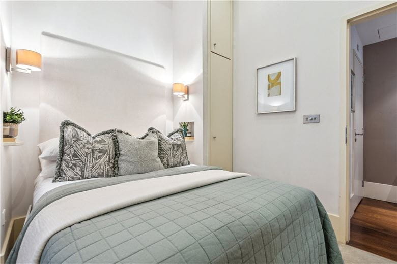 1 bedroom flat, Maddox Street, London W1S - Sold STC