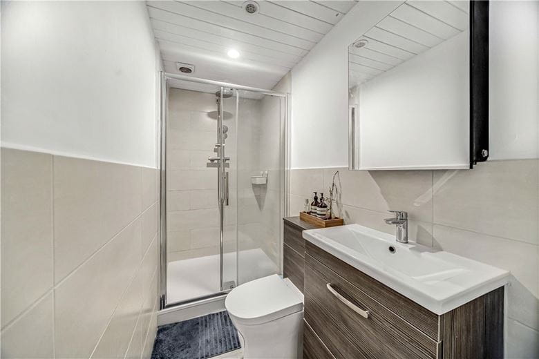 2 bedroom flat, Greenwell Street, Marylebone W1W - Available