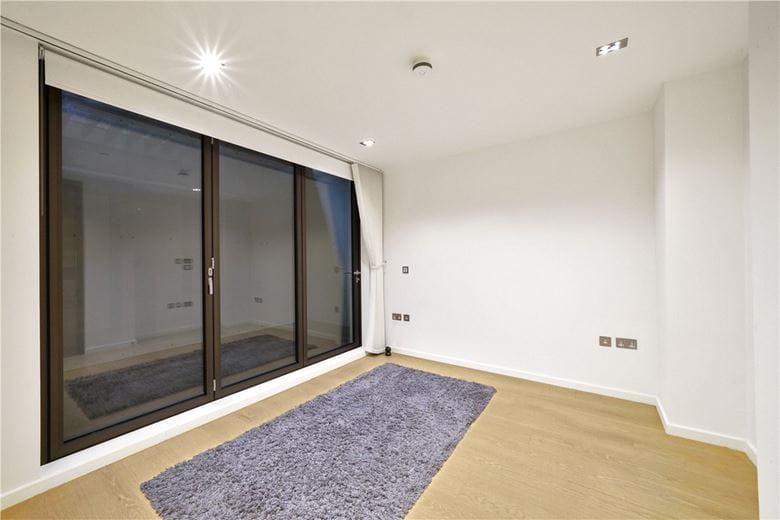 2 bedroom flat, Grosvenor Hill, London W1K - Available