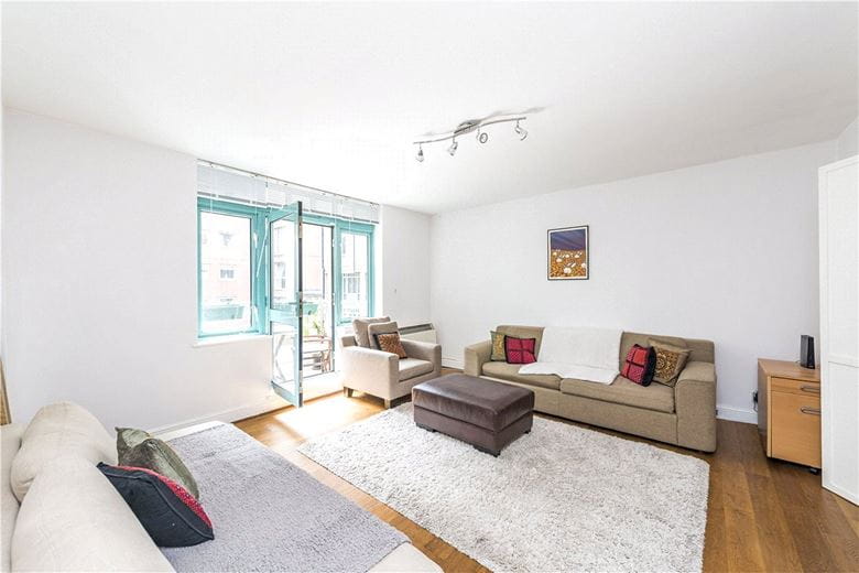 2 bedroom flat, Chapter Street, London SW1P - Available