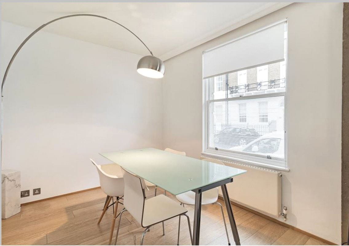 1 bedroom flat, Wimpole Street, London W1G - Available