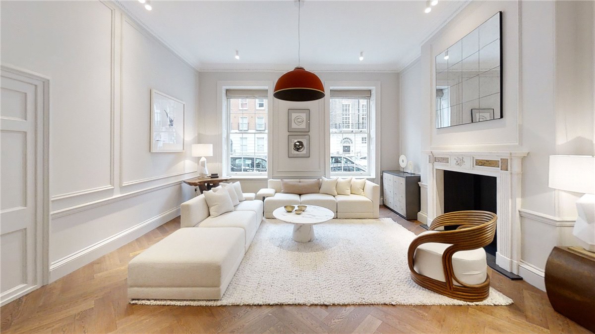 4 bedroom flat, Devonshire Place, Marylebone W1G - Available