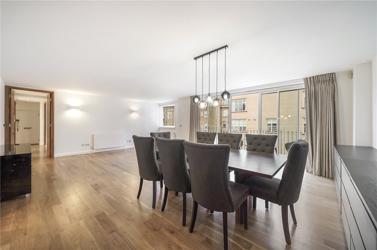 2 bedroom flat, William Mews, Knightsbridge SW1X - Available