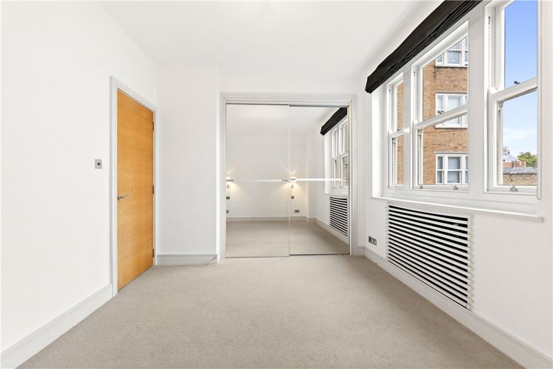 2 bedroom flat, Lowndes Square, Belgravia SW1X - Let Agreed