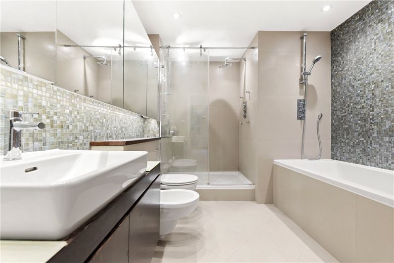 2 bedroom flat, Lowndes Square, Belgravia SW1X - Let Agreed