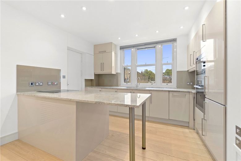2 bedroom flat, Lowndes Square, Belgravia SW1X - Let Agreed