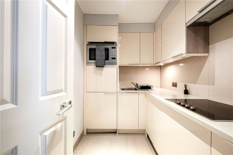 1 bedroom flat, Pall Mall, St James`s SW1Y - Available
