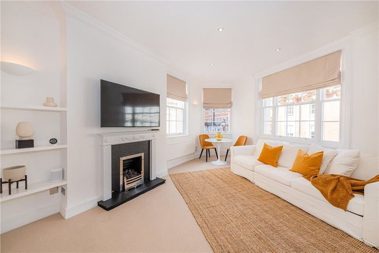 1 bedroom flat, Brook Street, Mayfair W1K - Available