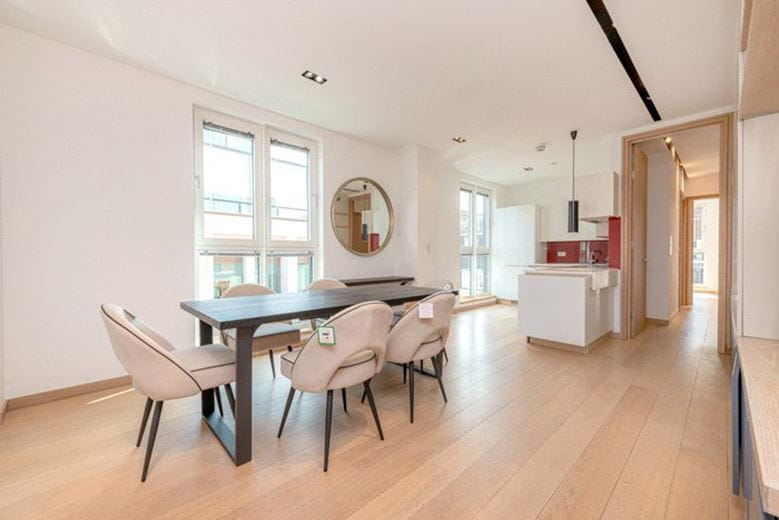 2 bedroom flat, Apple Tree Yard, St James's SW1Y - Available