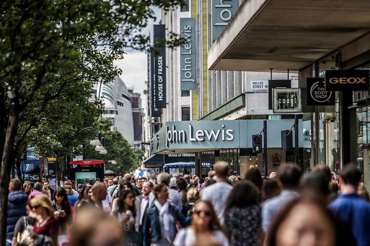 1 bedroom flat, Welbeck Street, Marylebone W1G - Available