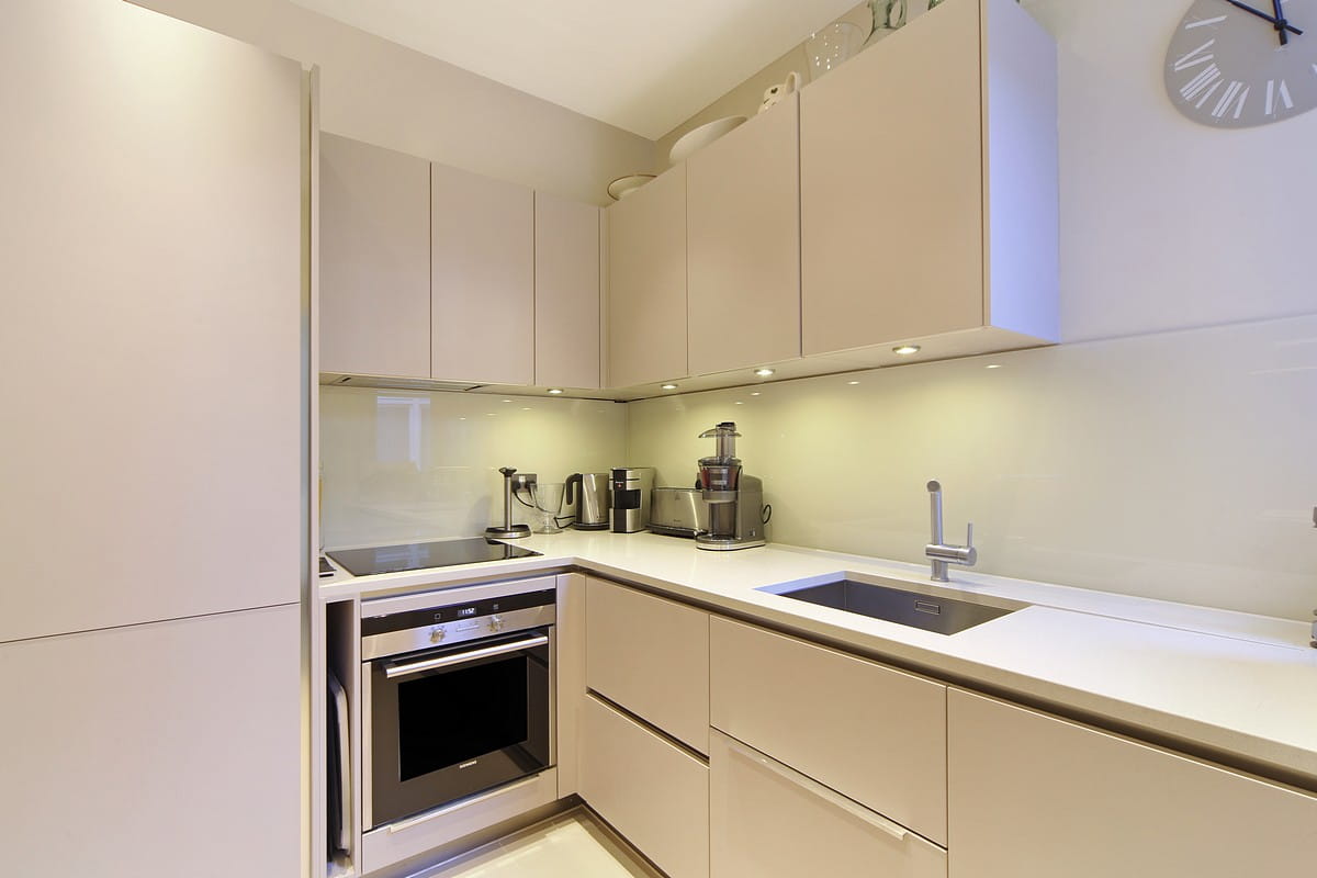 1 bedroom flat, Mount Street, Mayfair W1K