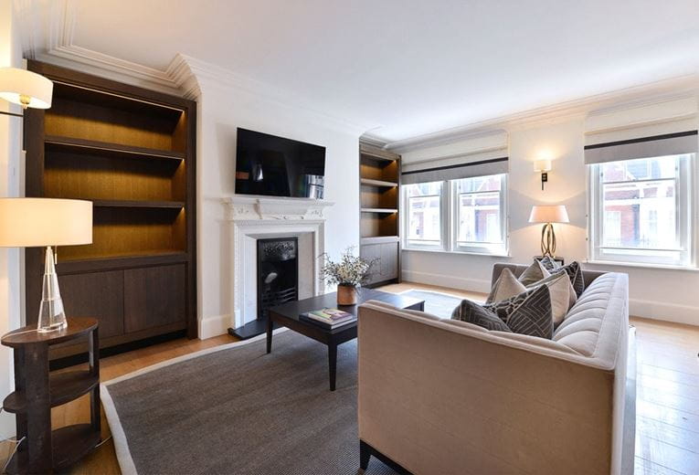 1 bedroom flat, Duke Street, Mayfair W1K - Available