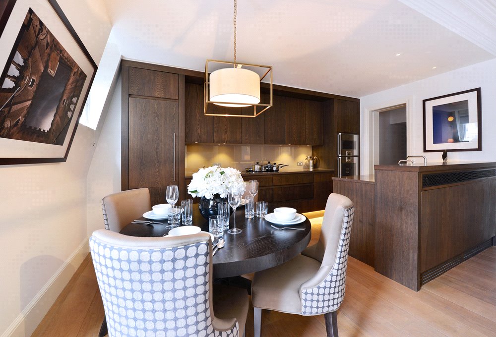 1 bedroom flat, Duke Street, Mayfair W1K - Available