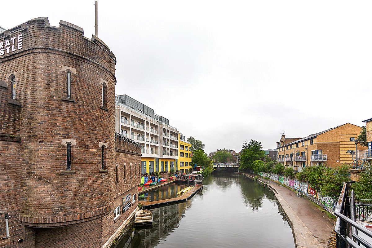 1 bedroom flat, The Henson, 30 Oval Road NW1 - Available