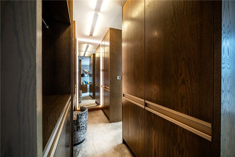 2 bedroom flat, Bourdon Street, Mayfair W1K - Available