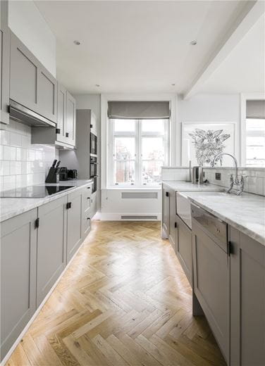 3 bedroom flat, North Audley Street, London W1K - Available