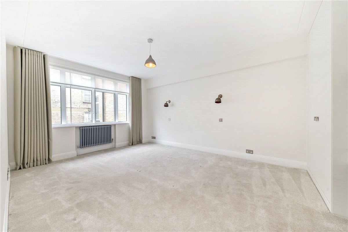 1 bedroom , Richmond Court, 200 Sloane Street SW1X - Available