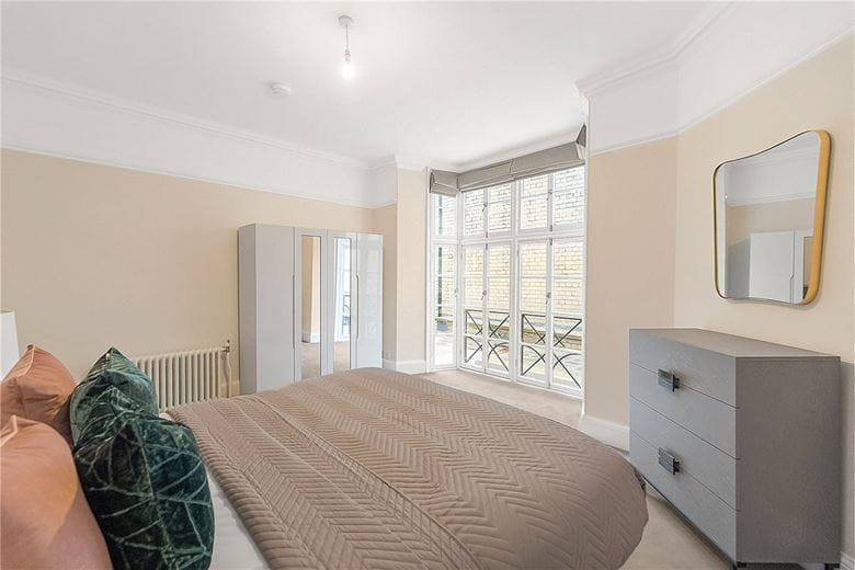 1 bedroom flat, Bury Street, St James's SW1Y