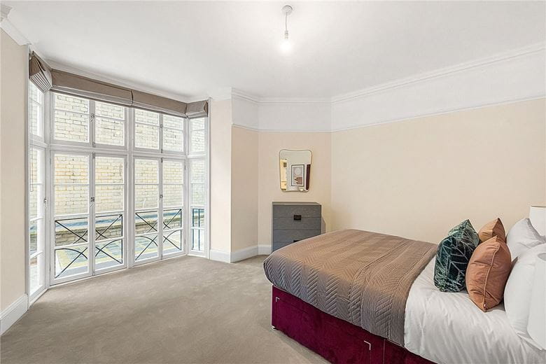 1 bedroom flat, Bury Street, St James's SW1Y