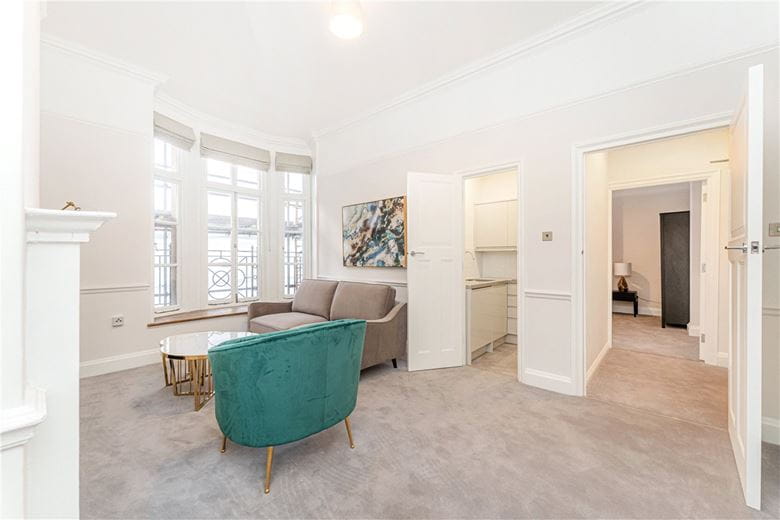 1 bedroom flat, Bury Street, St James's SW1Y