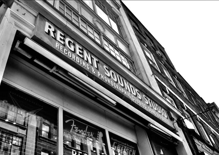 1 bedroom flat, Denmark Place, London WC2H - Available