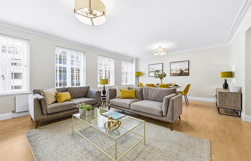 3 bedroom flat, Stafford Court, Kensington High Street W8 - Available