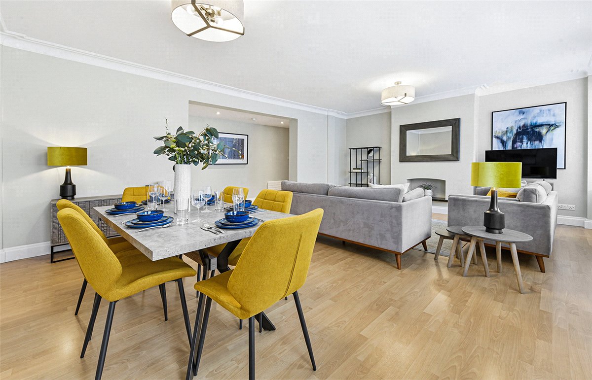 3 bedroom flat, Stafford Court, Kensington High Street W8 - Available