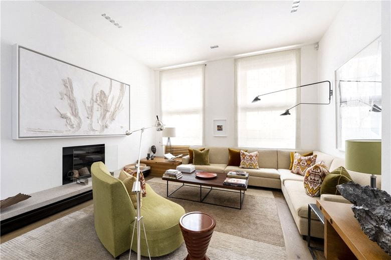 6 bedroom flat, Eaton Place, Belgravia SW1X - Available