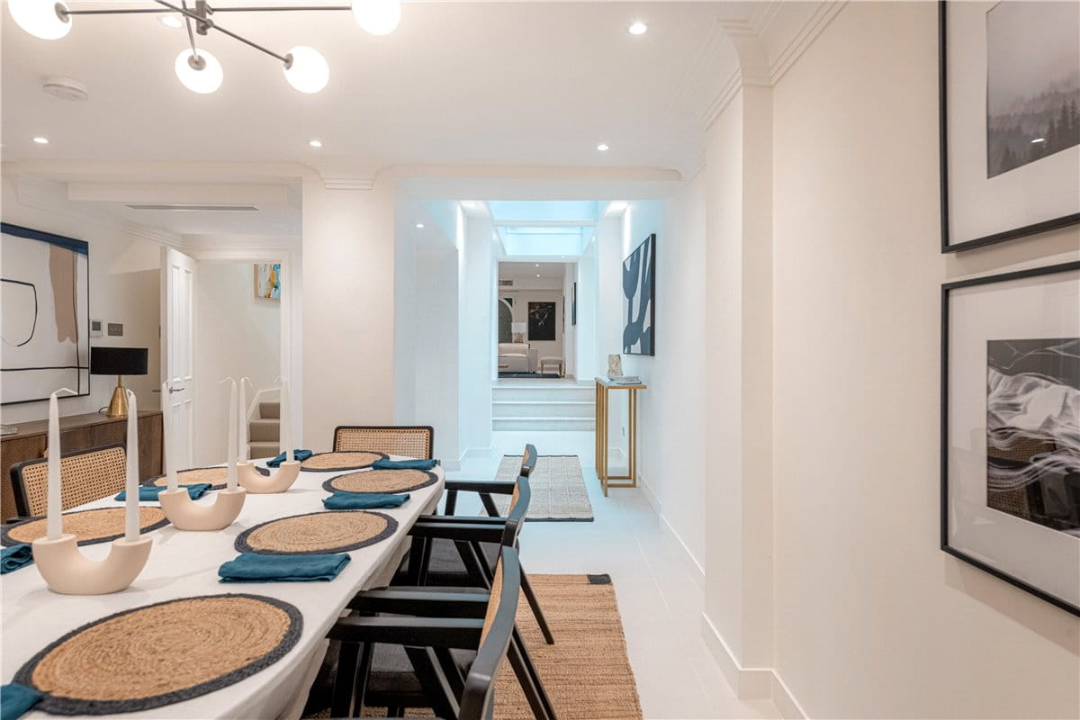 5 bedroom house, Catherine Place, Westminster SW1E - Available