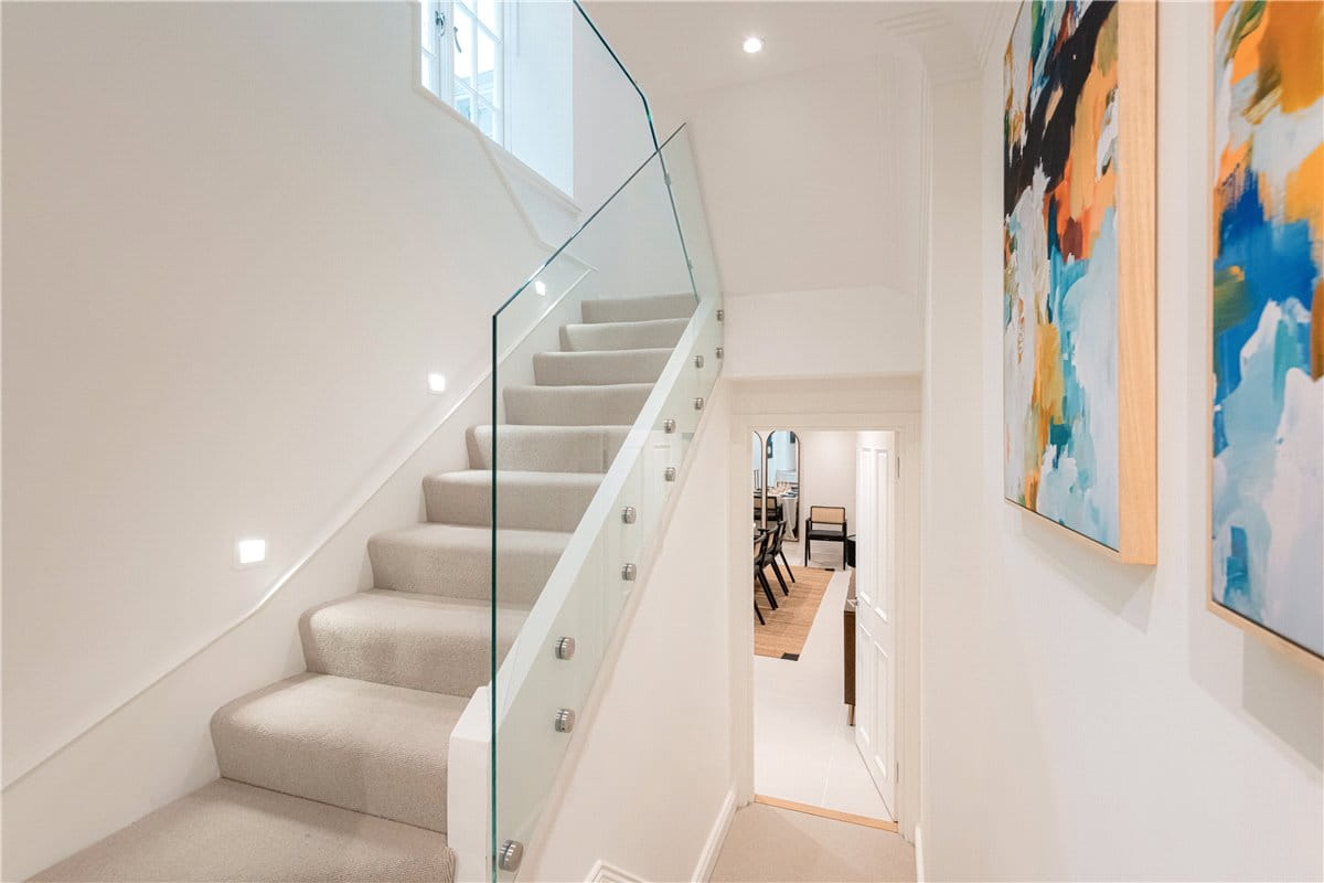 5 bedroom house, Catherine Place, Westminster SW1E - Available