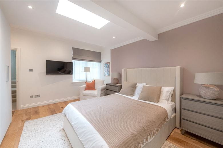 5 bedroom house, Catherine Place, Westminster SW1E - Available