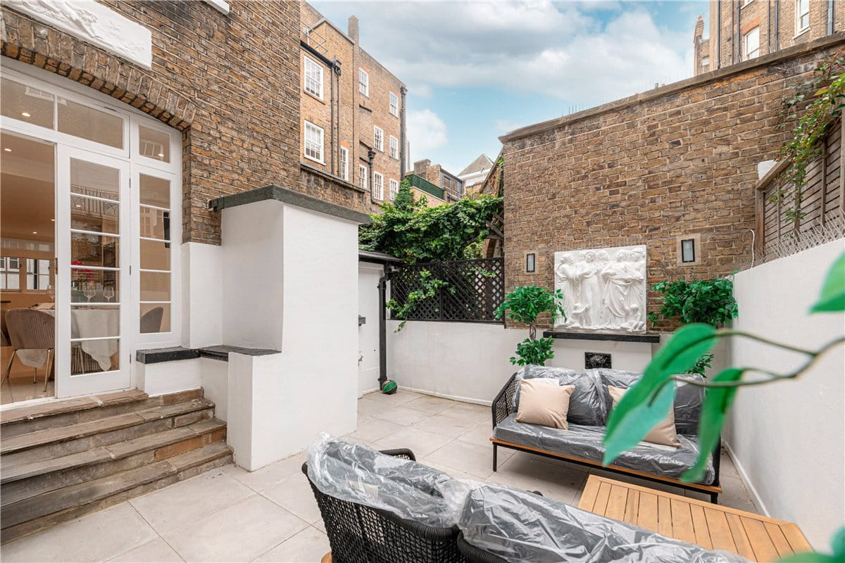 5 bedroom house, Catherine Place, Westminster SW1E - Available