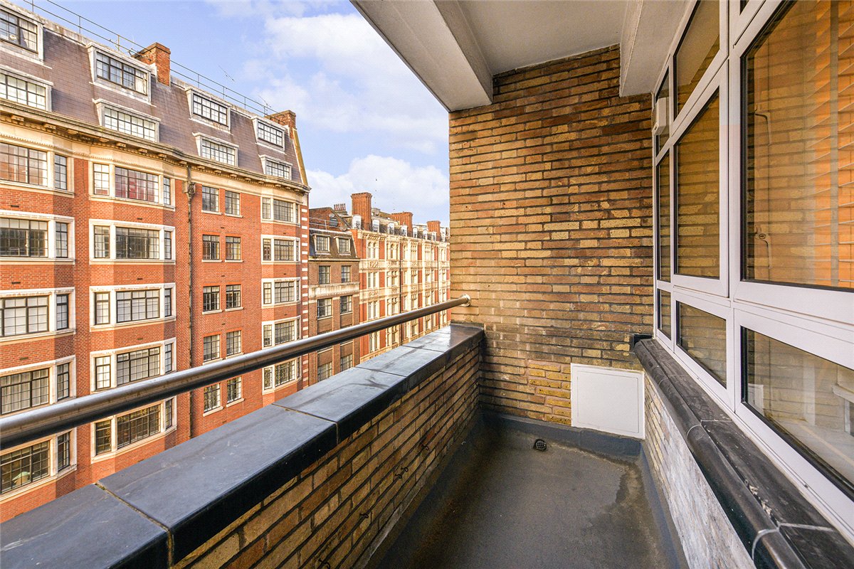 1 bedroom , Richmond Court, 200 Sloane Street SW1X - Available