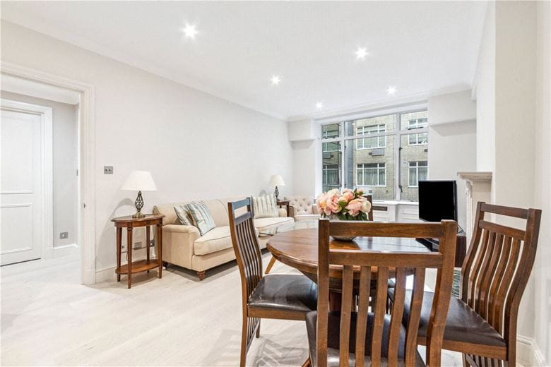 1 bedroom flat, Park Lane, Mayfair W1K - Available